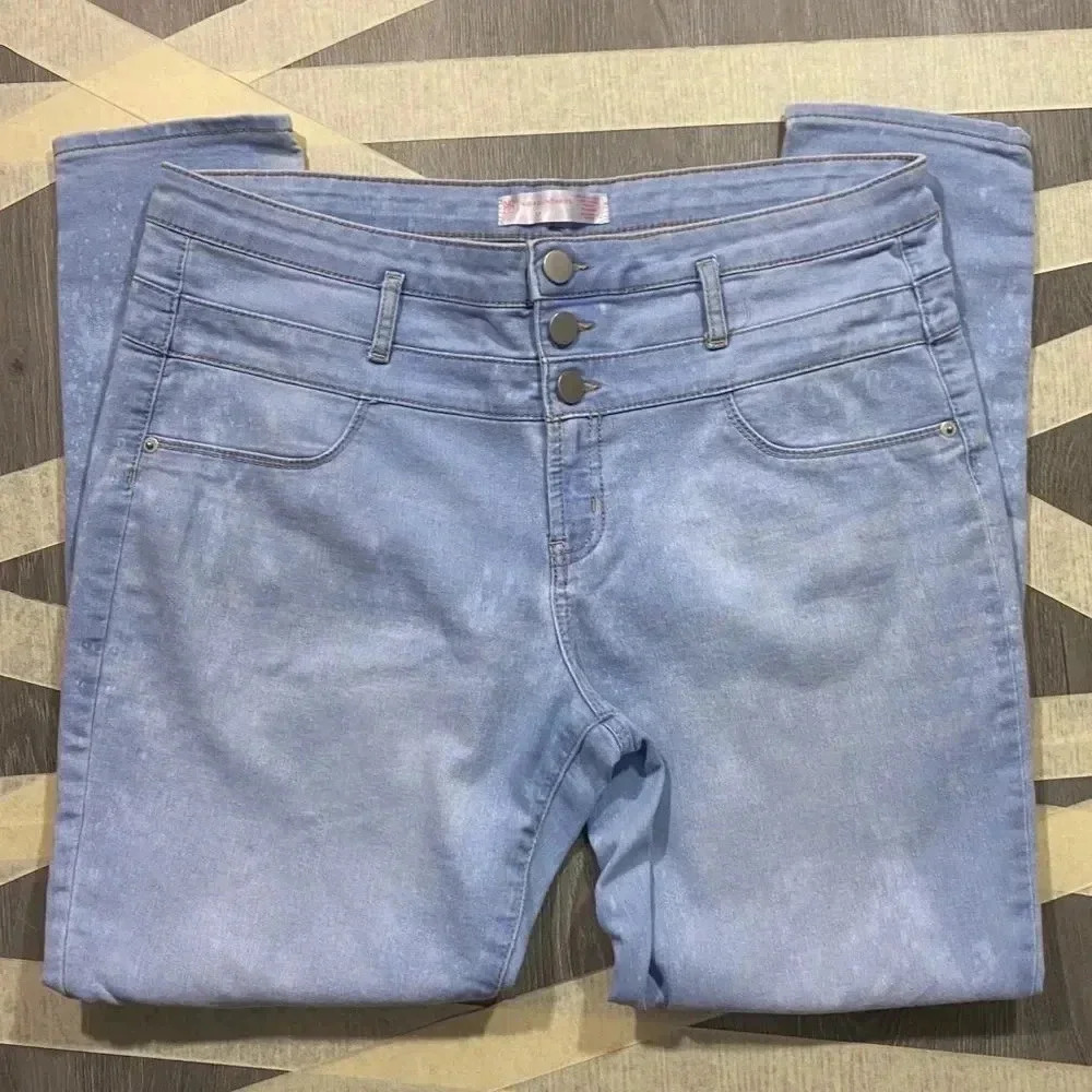 NOBO Stretchy Jeans Sz 17 Acid Wash